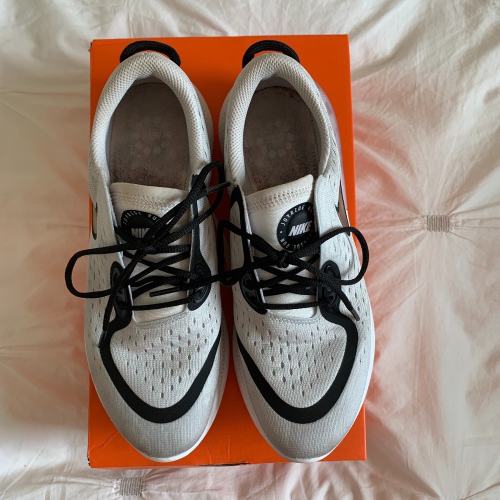 Nike Sneakers Joyride